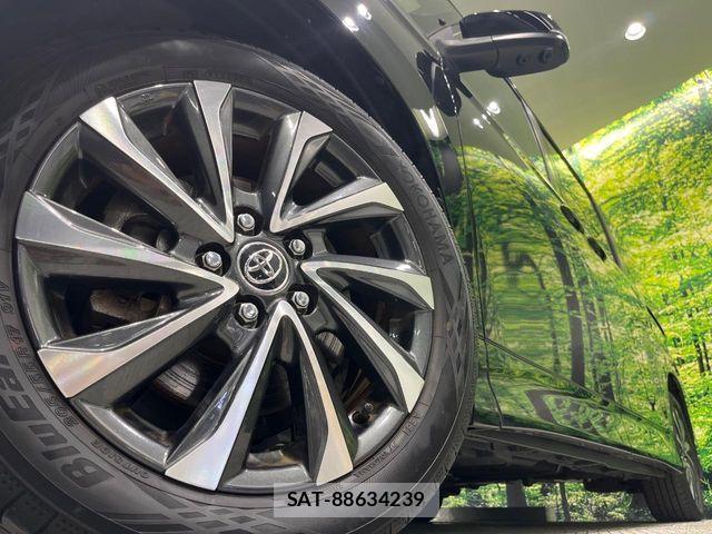 Toyota VOXY HYBRID 2022-07 7621276-13