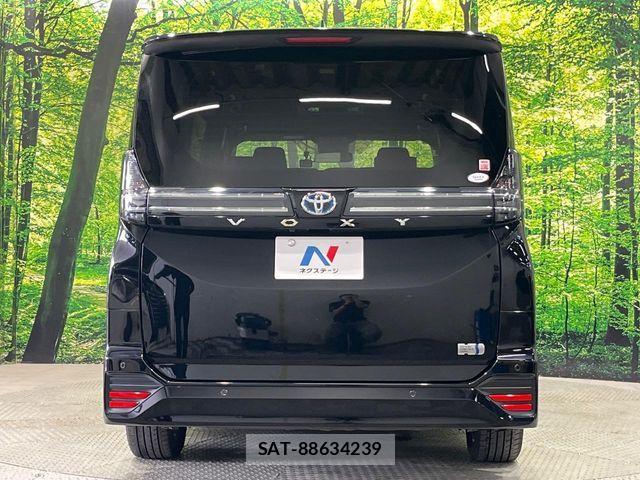 Toyota VOXY HYBRID 2022-07 7621276-15