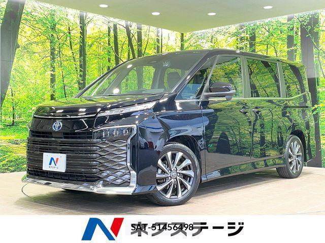 Toyota VOXY HYBRID 2023-11 7621283-0