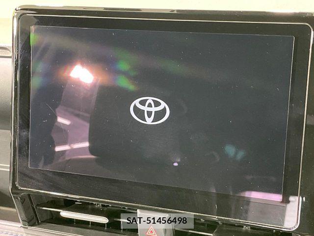 Toyota VOXY HYBRID 2023-11 7621283-2