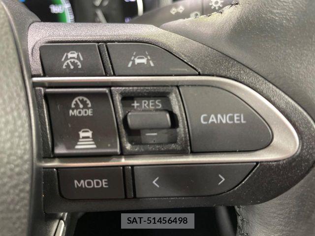Toyota VOXY HYBRID 2023-11 7621283-4