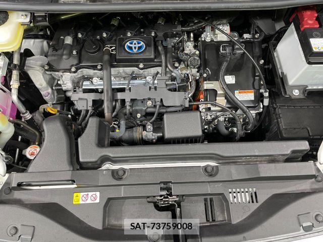 Toyota VOXY HYBRID 2023-06 7621274-18