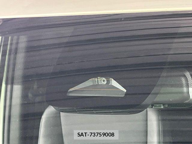Toyota VOXY HYBRID 2023-06 7621274-4