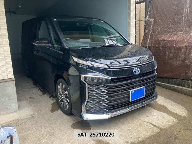 Toyota VOXY HYBRID 2024-08 7621277-1