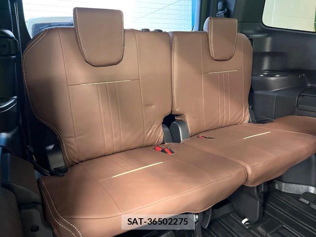 Toyota VOXY HYBRID 2025-06 7621275-9