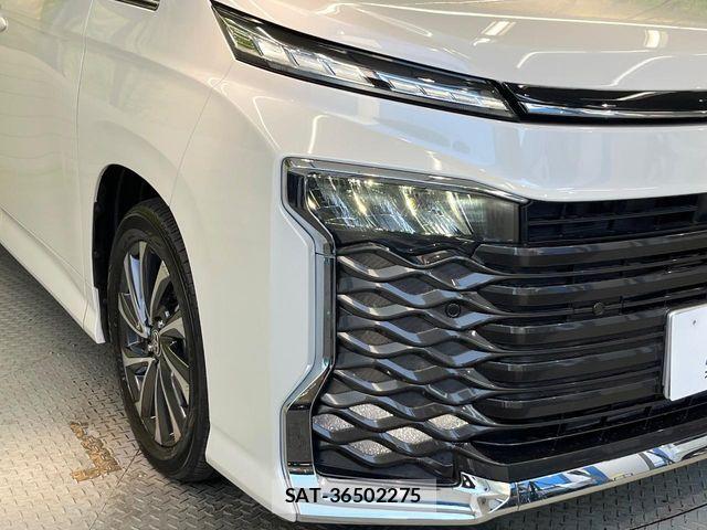 Toyota VOXY HYBRID 2025-06 7621275-12