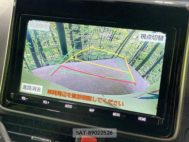 Toyota VOXY HYBRID 2021-04 7621294-6