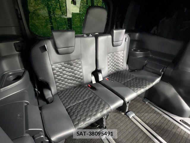 Toyota VOXY HYBRID 2025-02 7621265-9