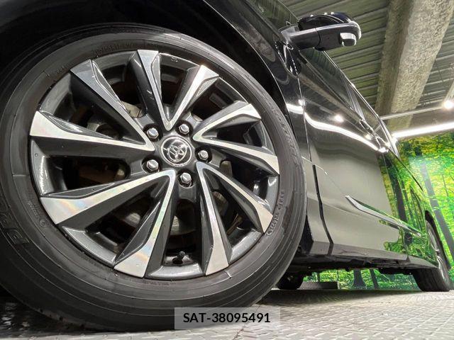 Toyota VOXY HYBRID 2025-02 7621265-12