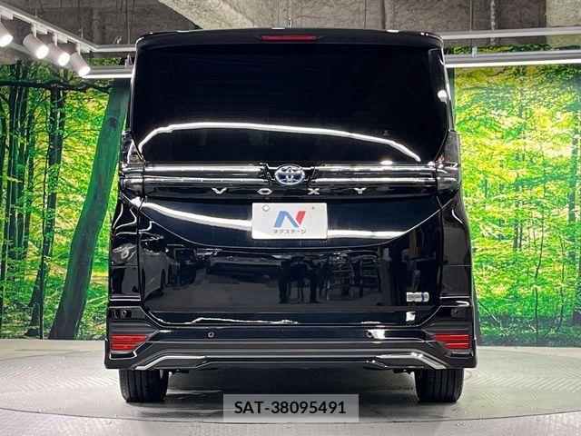 Toyota VOXY HYBRID 2025-02 7621265-14