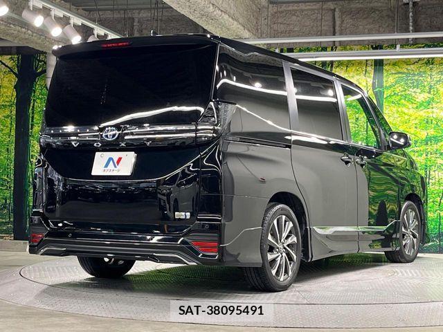 Toyota VOXY HYBRID 2025-02 7621265-16