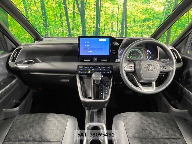 Toyota VOXY HYBRID 2025-02 7621265-1