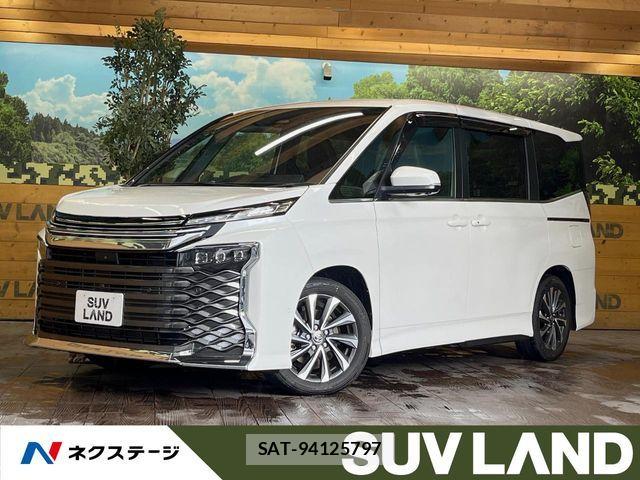Toyota VOXY HYBRID 2023-09 7621279-0