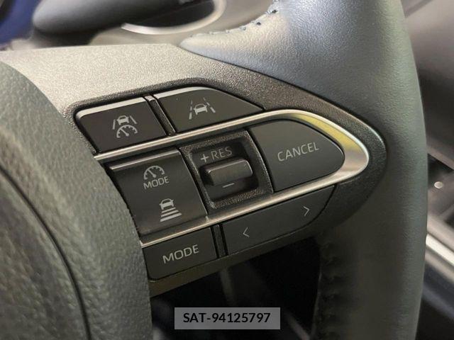 Toyota VOXY HYBRID 2023-09 7621279-5