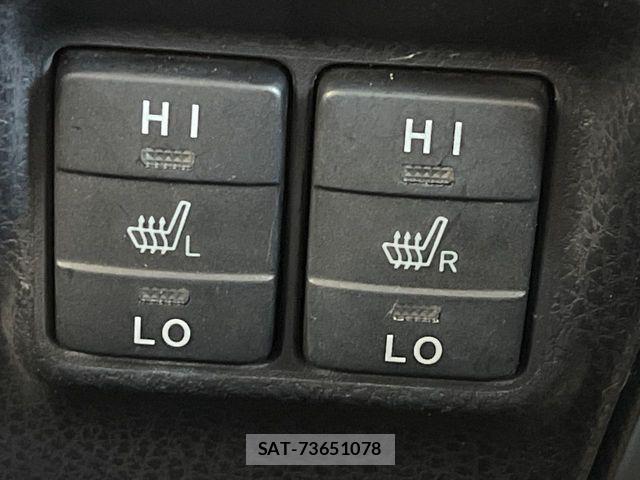 Toyota VOXY HYBRID 2014-02 7621308-5
