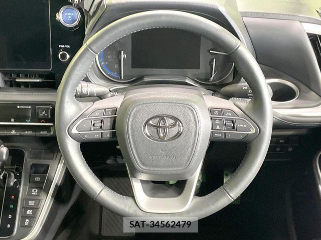 Toyota VOXY HYBRID 2022-10 7621278-11