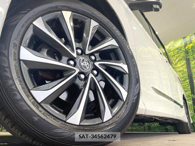 Toyota VOXY HYBRID 2022-10 7621278-13
