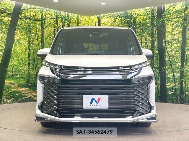 Toyota VOXY HYBRID 2022-10 7621278-14