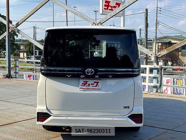 Toyota VOXY HYBRID 2025-01 7621273-22