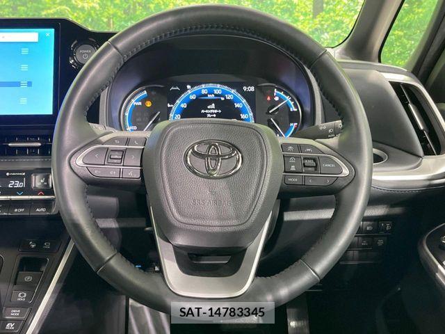 Toyota VOXY HYBRID 2024-06 7621263-11