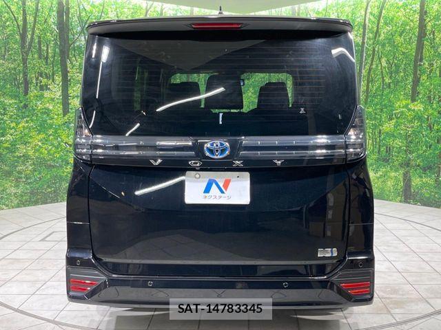 Toyota VOXY HYBRID 2024-06 7621263-15