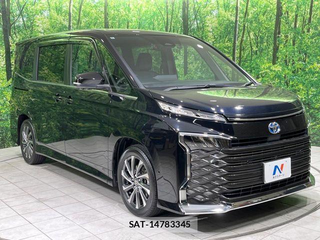Toyota VOXY HYBRID 2024-06 7621263-16