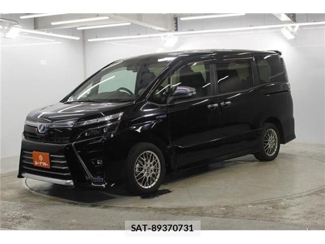 Toyota VOXY HYBRID 2018-03 7621306-8