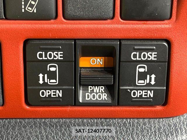Toyota VOXY HYBRID 2017-07 7621298-3