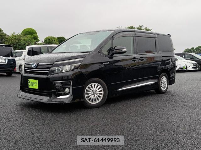 Toyota VOXY HYBRID 2015-06 7621305-0