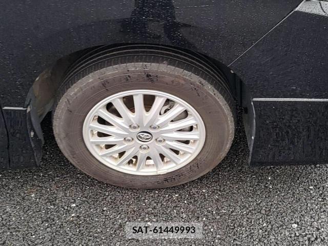 Toyota VOXY HYBRID 2015-06 7621305-29