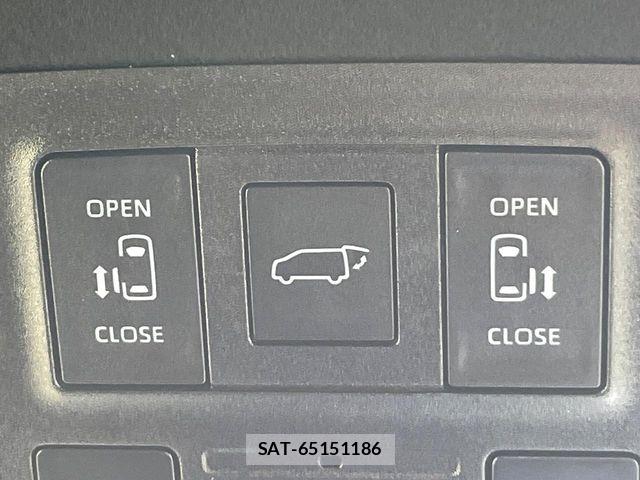 Toyota VOXY HYBRID 2025-01 7621266-5