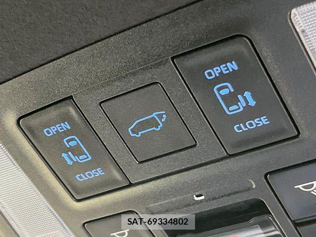 Toyota VOXY HYBRID 2024-01 7621280-4