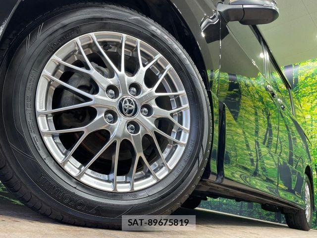 Toyota VOXY HYBRID 2021-09 7621291-13