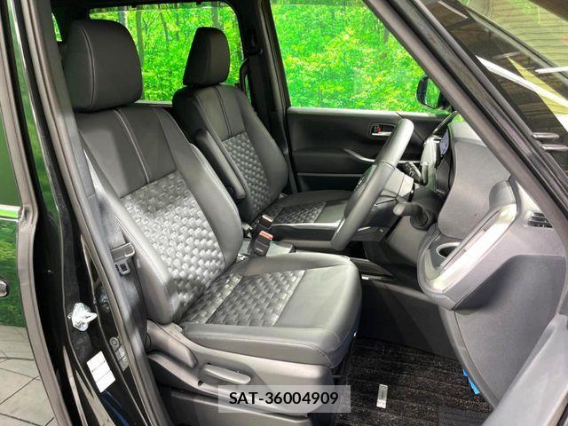 Toyota VOXY HYBRID 2026-04 7621261-9