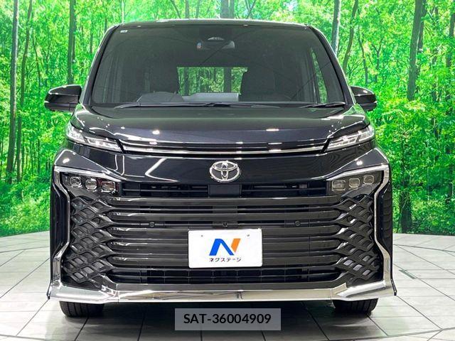 Toyota VOXY HYBRID 2026-04 7621261-16