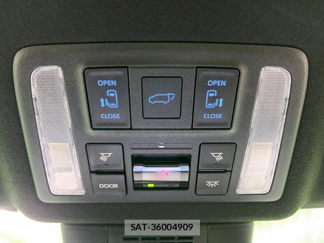 Toyota VOXY HYBRID 2026-04 7621261-5