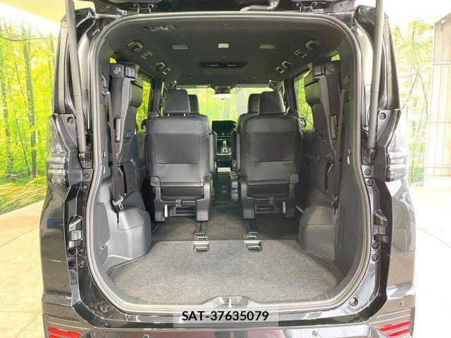Toyota VOXY HYBRID 2024-04 7621264-10