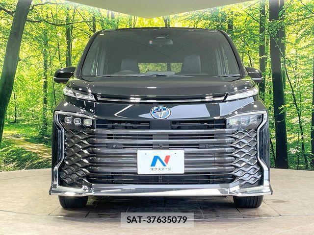 Toyota VOXY HYBRID 2024-04 7621264-14