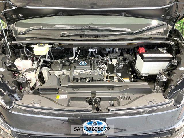 Toyota VOXY HYBRID 2024-04 7621264-17