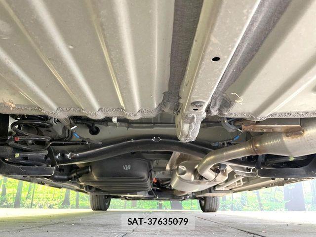 Toyota VOXY HYBRID 2024-04 7621264-18