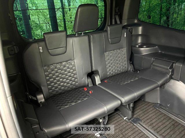 Toyota VOXY HYBRID 2026-02 7621259-9
