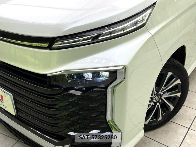 Toyota VOXY HYBRID 2026-02 7621259-11
