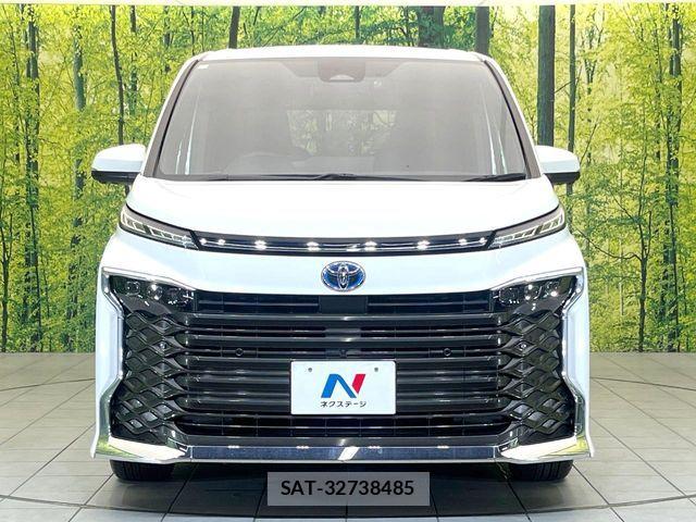 Toyota VOXY HYBRID 2024-01 7621262-14