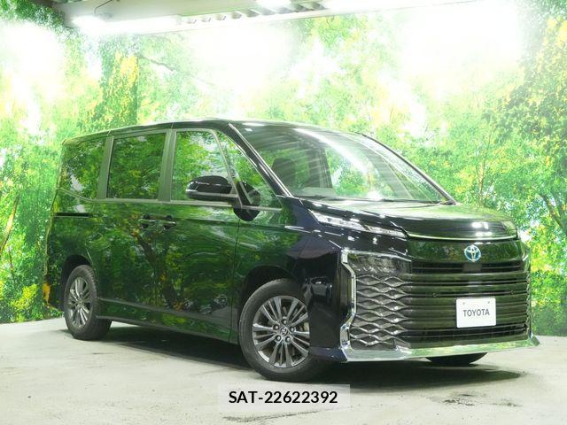 Toyota VOXY HYBRID 2023-02 7621290-0