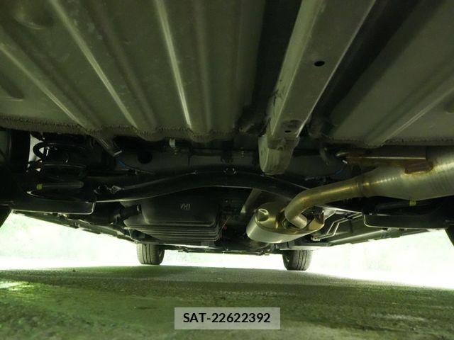 Toyota VOXY HYBRID 2023-02 7621290-25