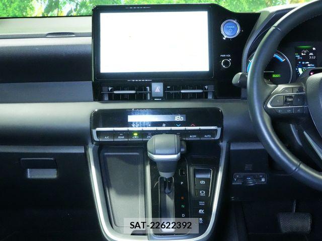 Toyota VOXY HYBRID 2023-02 7621290-8