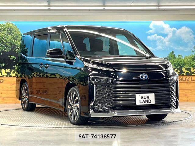 Toyota VOXY HYBRID 2022-06 7621285-16