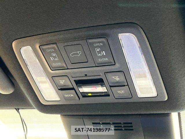 Toyota VOXY HYBRID 2022-06 7621285-6