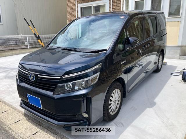 Toyota VOXY HYBRID 2015-07 7621310-0