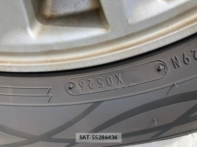 Toyota VOXY HYBRID 2015-07 7621310-7